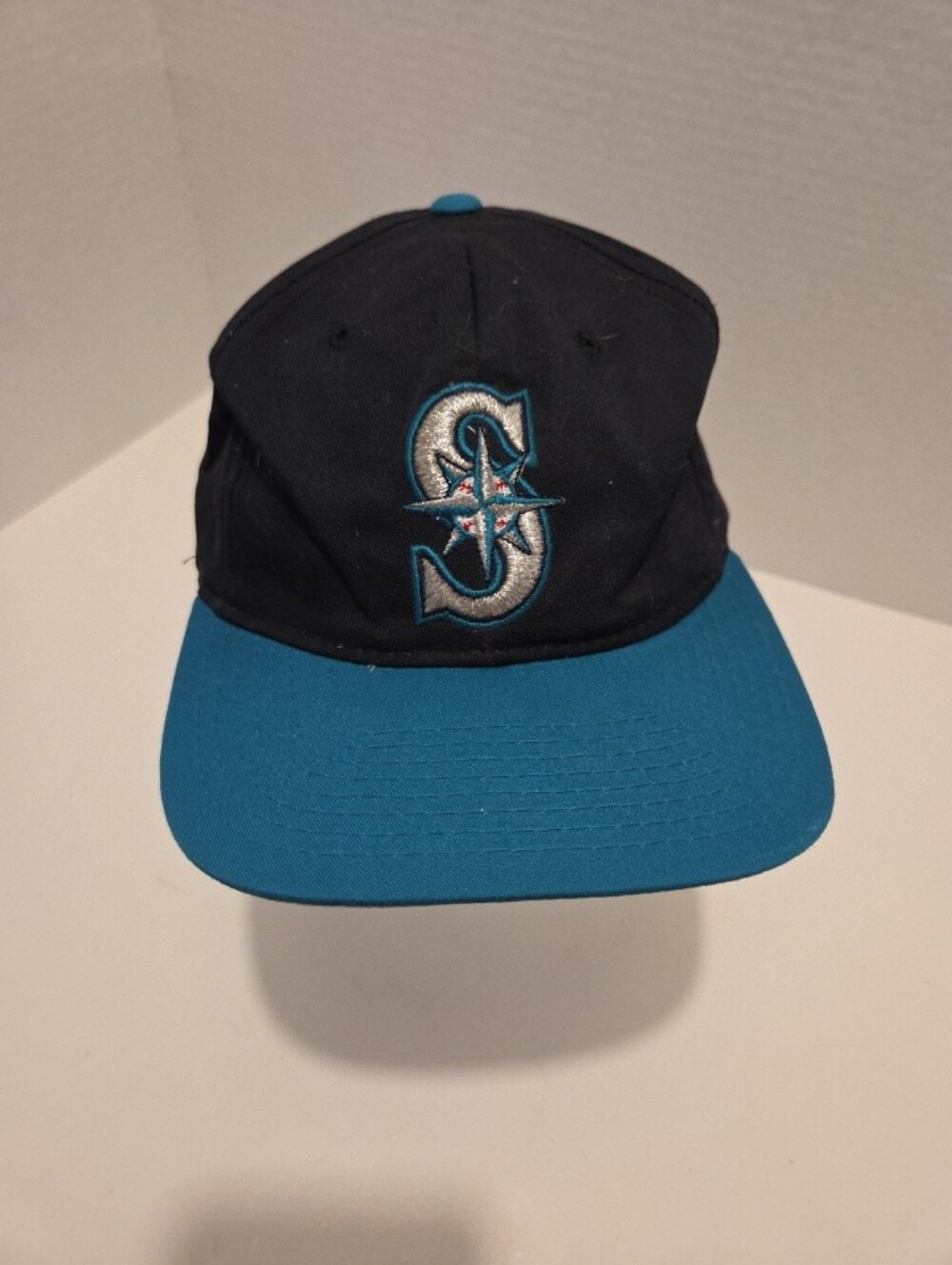 Vintage Seattle Mariners "teal dome" New Era Pro Model snapback hat